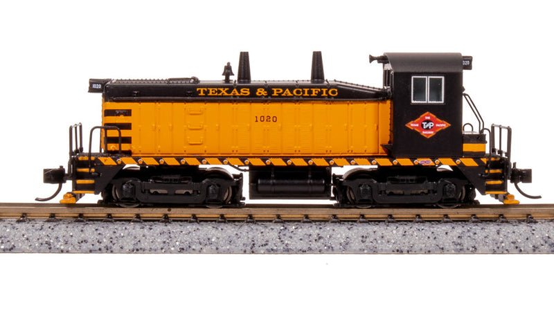 Load image into Gallery viewer, Broadway 7524 Scale Texas and Pacific EMD SW7 Orange & Black Sound DCC #1020 - N