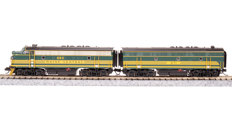 Load image into Gallery viewer, Broadway Limited N Scale MEC EMD F3 AB Unit-A Green & Gold Diesel #683/671B - 7723