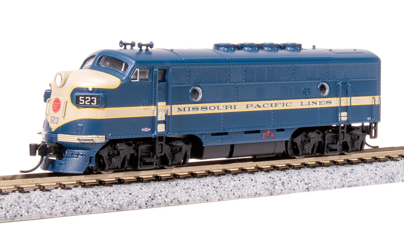 Load image into Gallery viewer, Broadway Limited N Scale MP EMD F3A Eagle Scheme Diesel Locomotive #524 - 7735