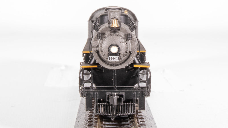 Load image into Gallery viewer, Broadway 8014 Union Pacific Light Pacific 4-6-2 Two-tone Gray w/ Yellow #3220 - N