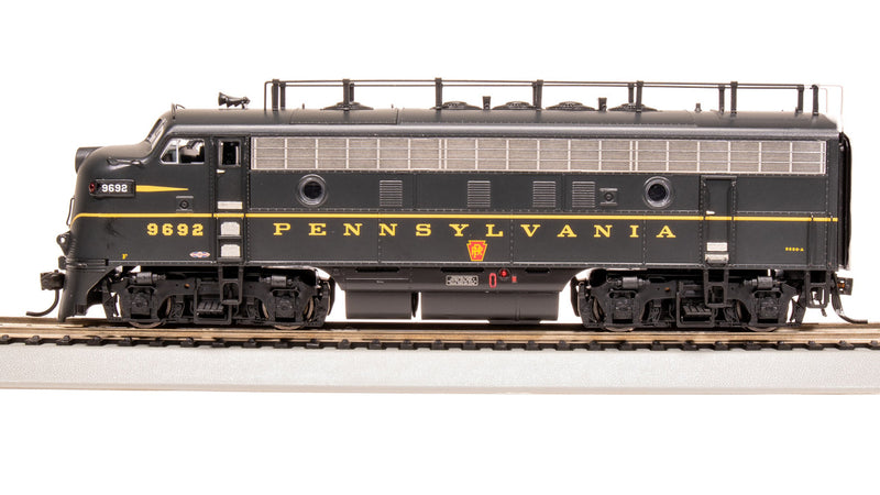 Load image into Gallery viewer, Broadway Limited HO Scale Pennsylvania EMD F7A DGLE Single Stripe #9699A - 8312