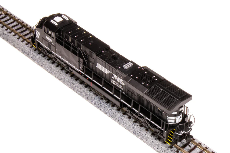 Load image into Gallery viewer, Broadway Limited N Scale ES44AC Diesel NS #8140/blk&wht DC/DCC Sound