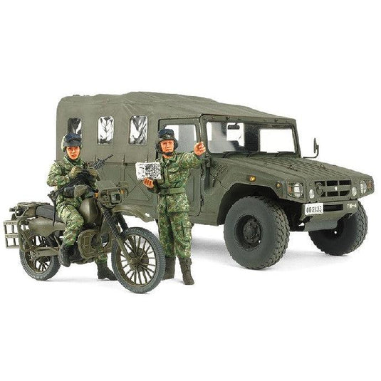 1/35 JGSDF Recon Motorcycle & High Mobility Vehicle