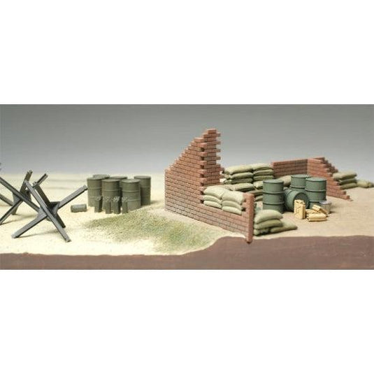 1/48 Brick Wall, Sand Bag & Barricade Set