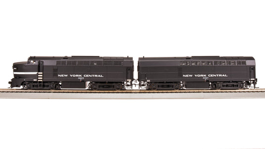 Broadway Limited HO New York Central RF-16 Sharknose A/B 3805/370 DCC/Sound - 7696