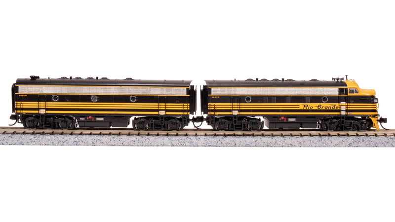 Load image into Gallery viewer, Broadway Limited N Scale DRGW EMD F7 AB Black Diesel Locomotive #5561/5562 - 7754
