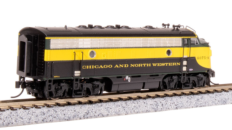 Load image into Gallery viewer, Broadway Limited N Scale CNW EMD F7A As-Delivered Diesel Locomotive #4075C - 7768
