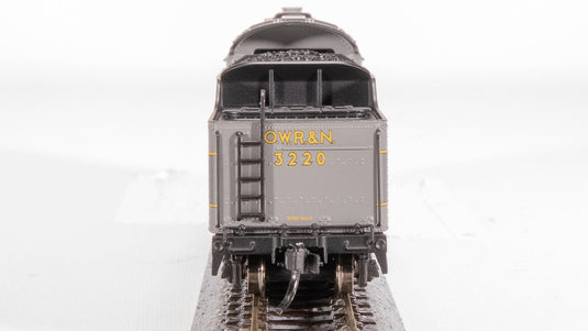 Broadway 8014 Union Pacific Light Pacific 4-6-2 Two-tone Gray w/ Yellow 
