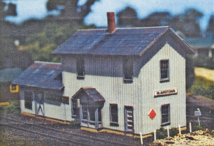 Blair Line 178 Blairstown 2-Story Depot Kit - 7-5/8 x 2-1/4