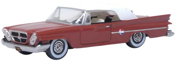 Oxford HO Scale Chrysler 300 Convertible 1961 Cinnamon / White (Closed)