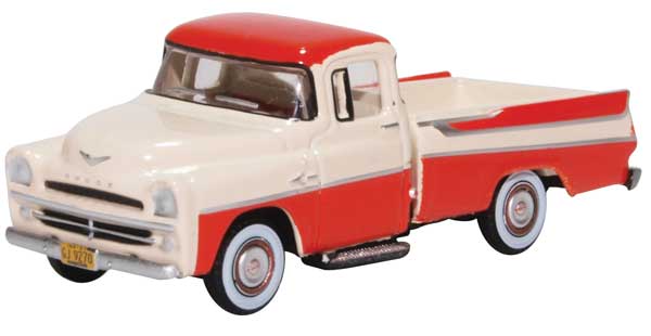 Oxford HO Scale Dodge D100 Sweptside Pickup 1957 Tropical Coral / Glacier White