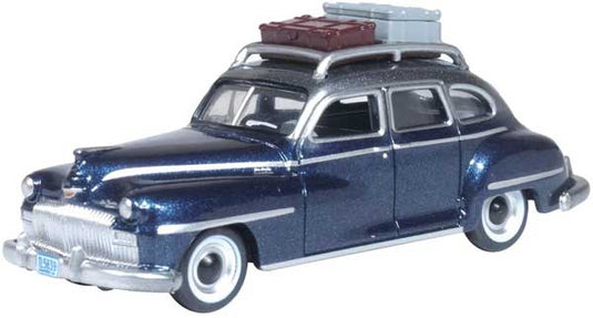 Oxford HO Scale DeSoto Suburban 1946-48 Butterfly Blue / Crystal Gray (with luggage)