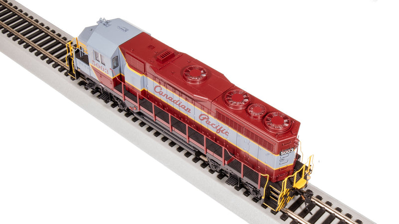 Load image into Gallery viewer, Broadway Limited HO Canadian Pacific EMD GP35 Diesel Locomotive #5010 - 8904
