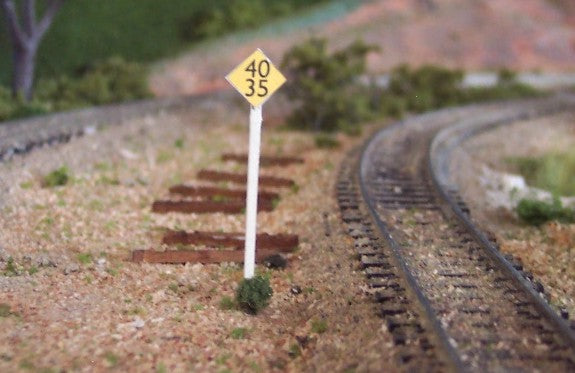 Osborn Models HO Scale Speed Limit Sign 1052