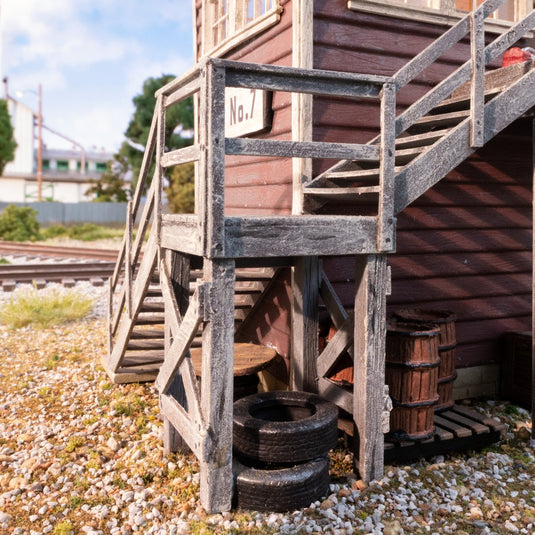 Woodland Scenics HO Scale Interlocking Tower - BR5074