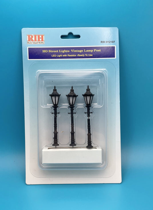 Rock Island Hobby HO 012107 Vintage Lamp Post (3-Pack)
