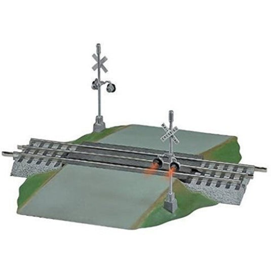 Lionel O Scale FasTrack Grade Crossing with Flashers - 12052