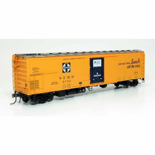 Rapido HO Scale Santa Fe RR-56 Mechanical Reefer Chief Slogan (4) - 156004