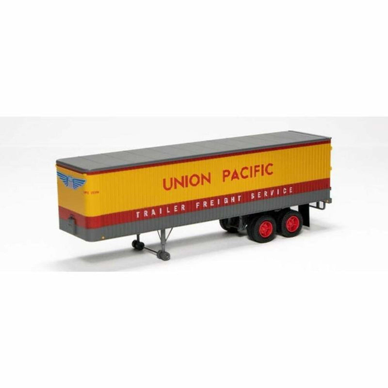Load image into Gallery viewer, Rapido HO Scale Union Pacific 35&#39; Fruehauf Integral-Post Volume Van 25222 - 403018
