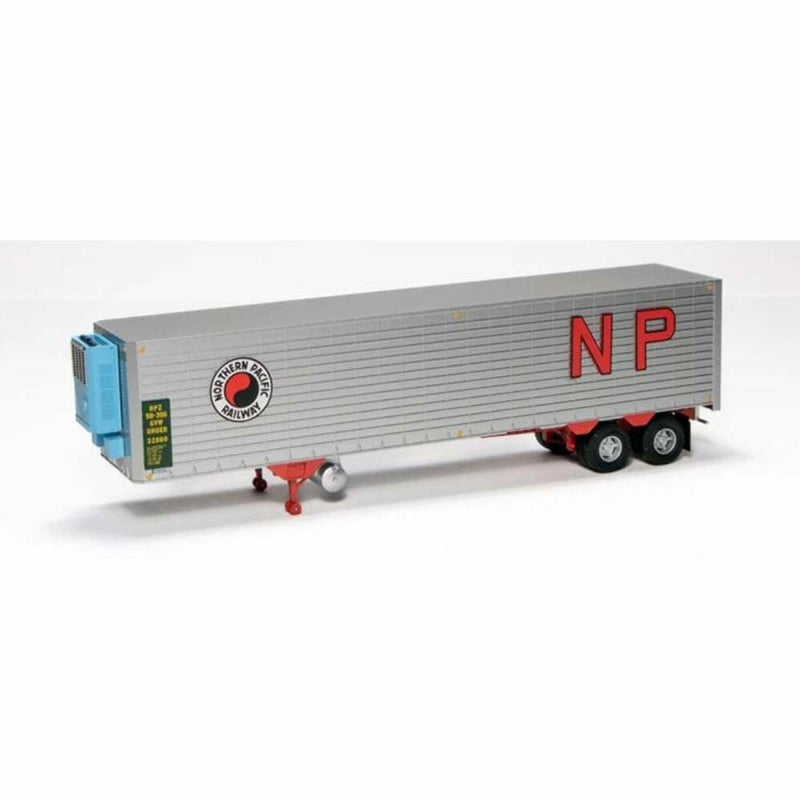 Load image into Gallery viewer, Rapido HO Northern Pacific 40&#39; Fruehauf Fluted Side Volume Van #50-396 - 403048
