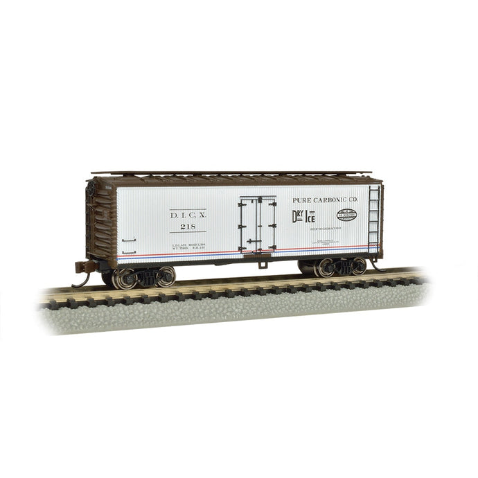 Bachmann N 40' Woodside Reefer Pure Carbonic