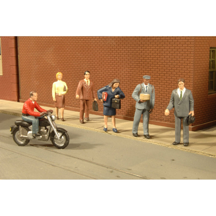 Bachmann HO City People w/Motorcycle/6pc