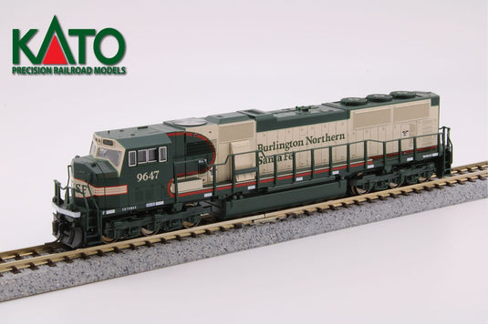 Kato N Scale BNSF 9647 Vomit Bonnet Executive Warbonnet SD70MAC Diesel DC