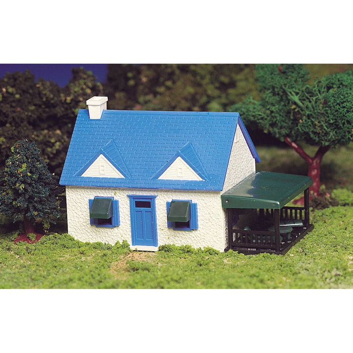 Bachmann HO Plasticville Cape Cod House