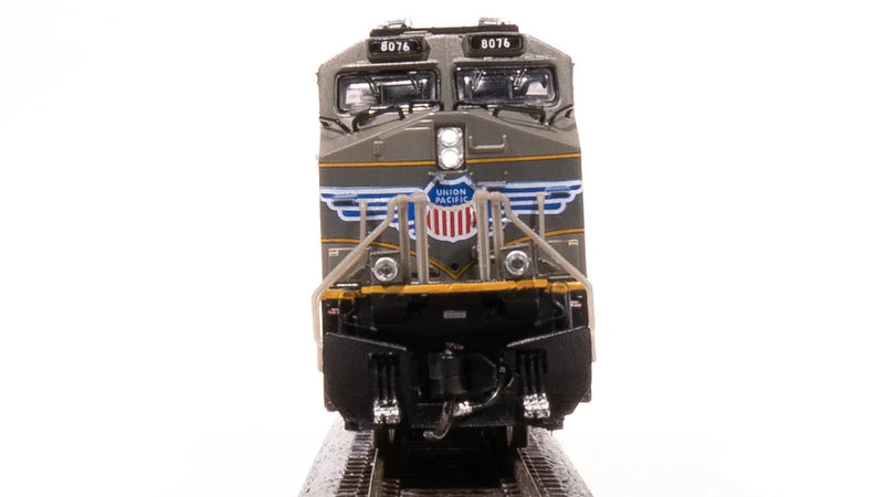 Load image into Gallery viewer, Broadway Limited N Scale ES44AC Diesel UP #8076/TTG w/Yellow DC/DCC Sound
