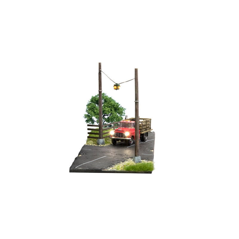 Load image into Gallery viewer, Woodland Scenics HO Scale Suspended Flashing Lights
