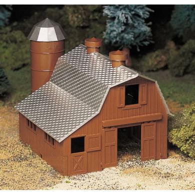 Bachmann O Plasticville Dairy Barn