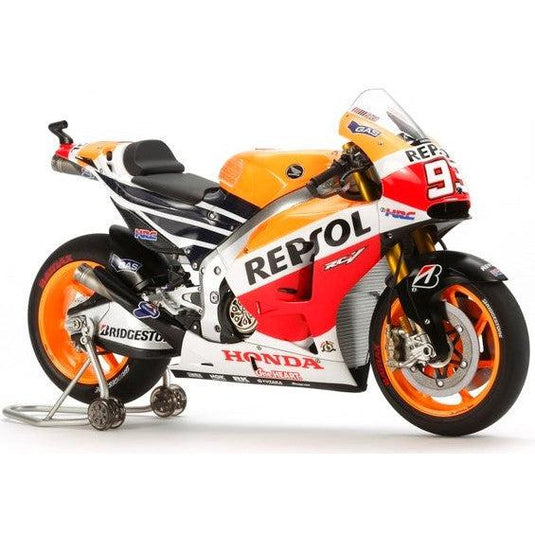 Tamiya 1/12 Repsol Honda RC213V'14 Motorcycle