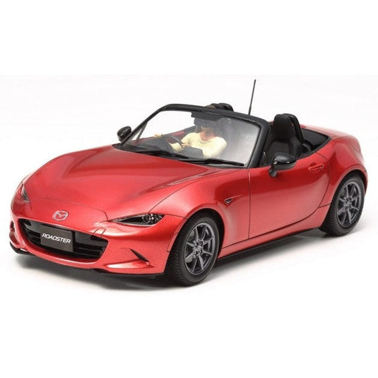 Tamiya 1/24 Mazda MX5 Roadster Car